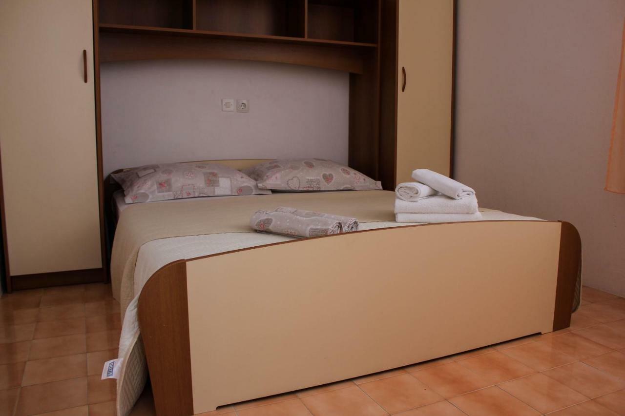 Apartments Pino ماكارسكا المظهر الخارجي الصورة
