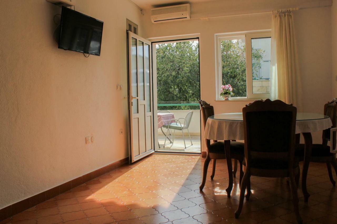 Apartments Pino ماكارسكا المظهر الخارجي الصورة